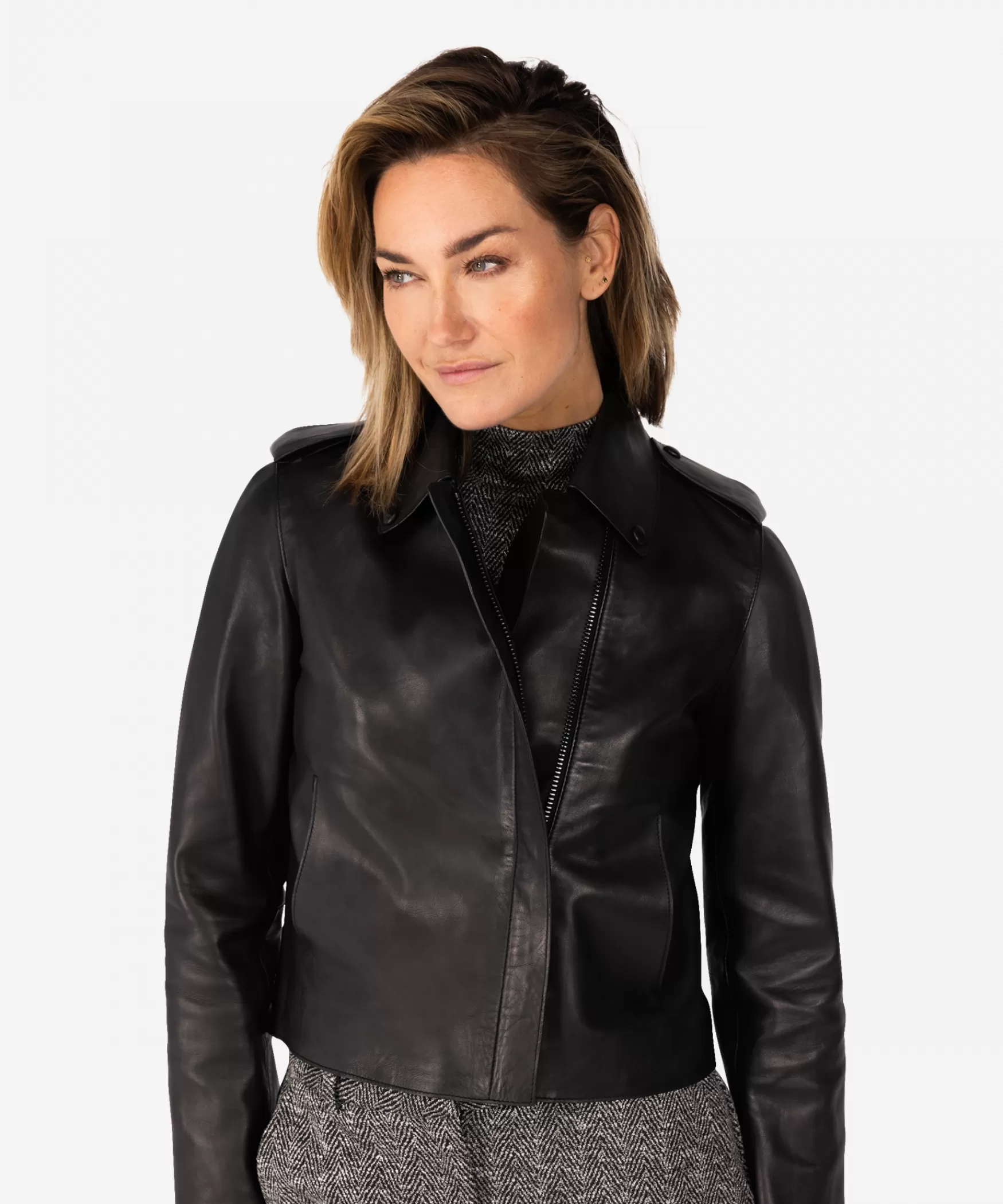 janey__black_26478.webp IBANA Janey | Black< Leren Jassen