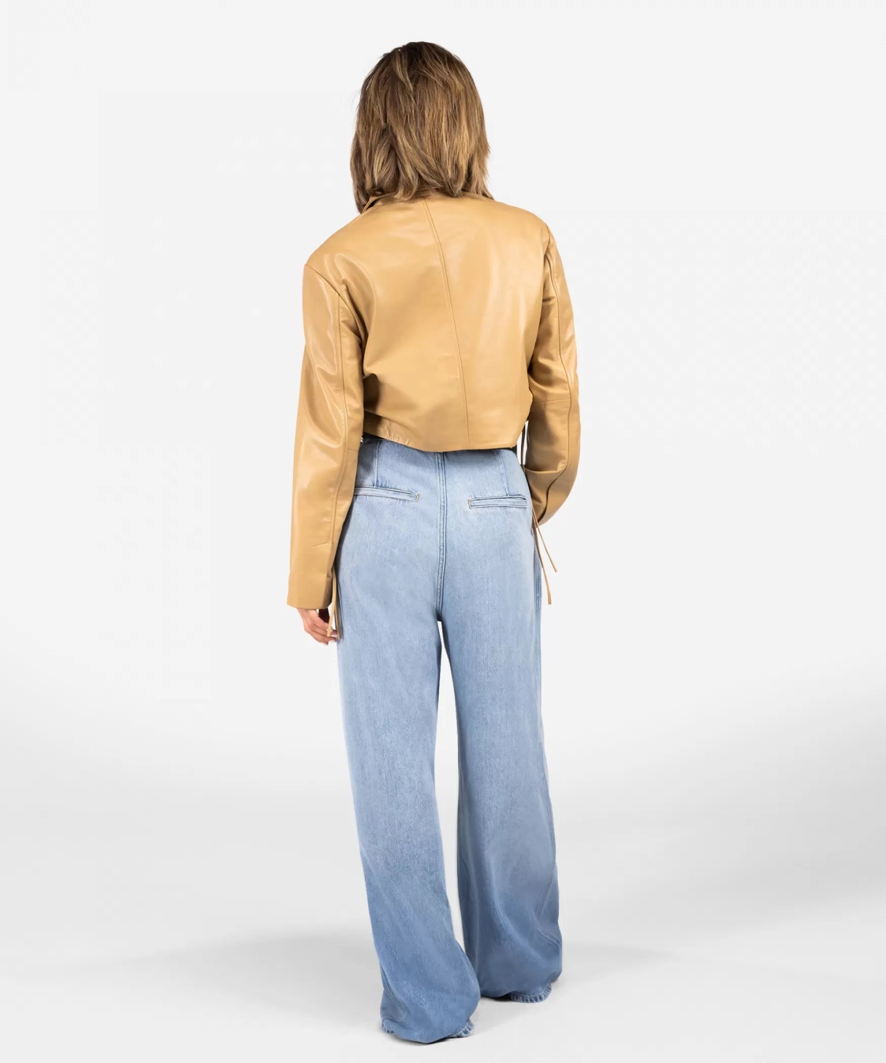 jayden__sandalwood_26176.webp IBANA Jayden | Sandalwood< Leren Jassen