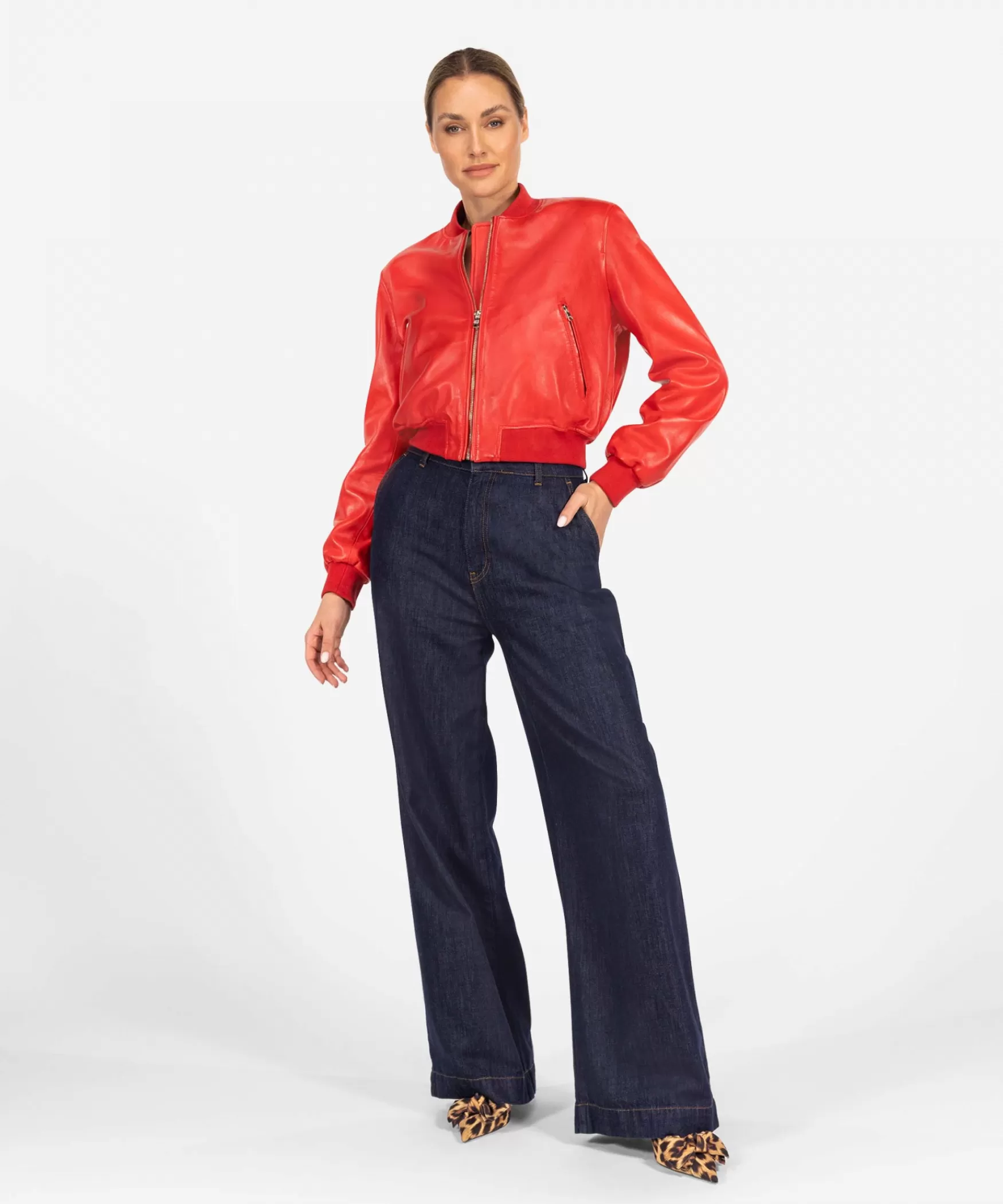 jecksy__red_bomb_26846.webp IBANA Jecksy | < Leren Jassen