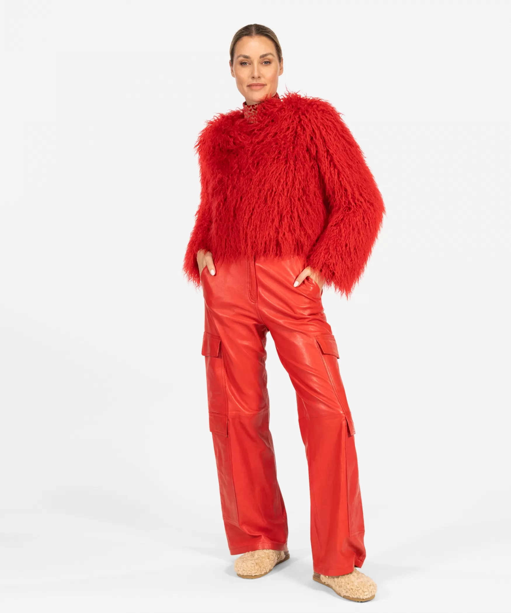 juno__red_bomb_27482.webp IBANA Juno | < Faux Fur